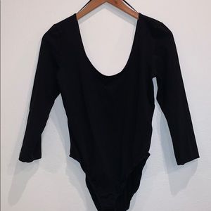 M H&M women’s basic black bodysuit quarter sleeves